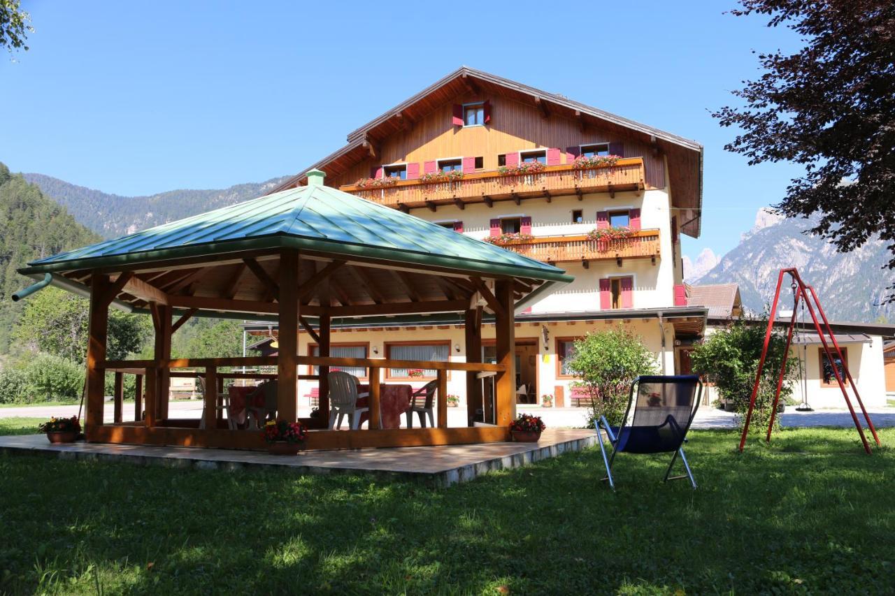 Hotel Galeno - 3 Cime View - Auronzo di Cadore Exterior photo